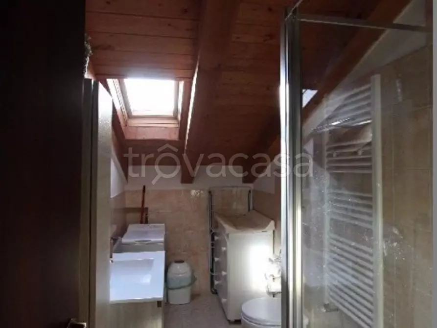 Immagine 15 di Appartamento in vendita  a La Spezia