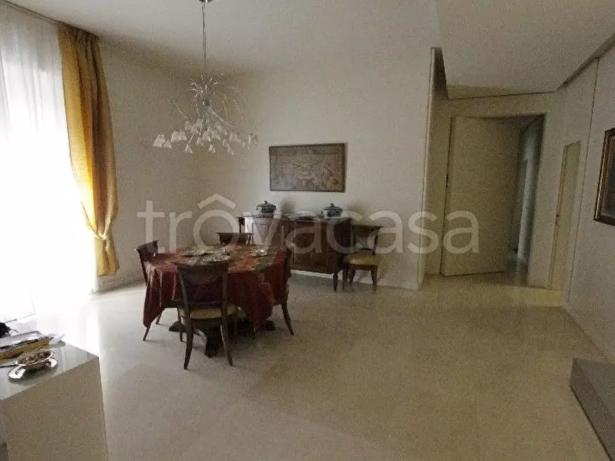 Immagine 13 di Appartamento in vendita  a La Spezia