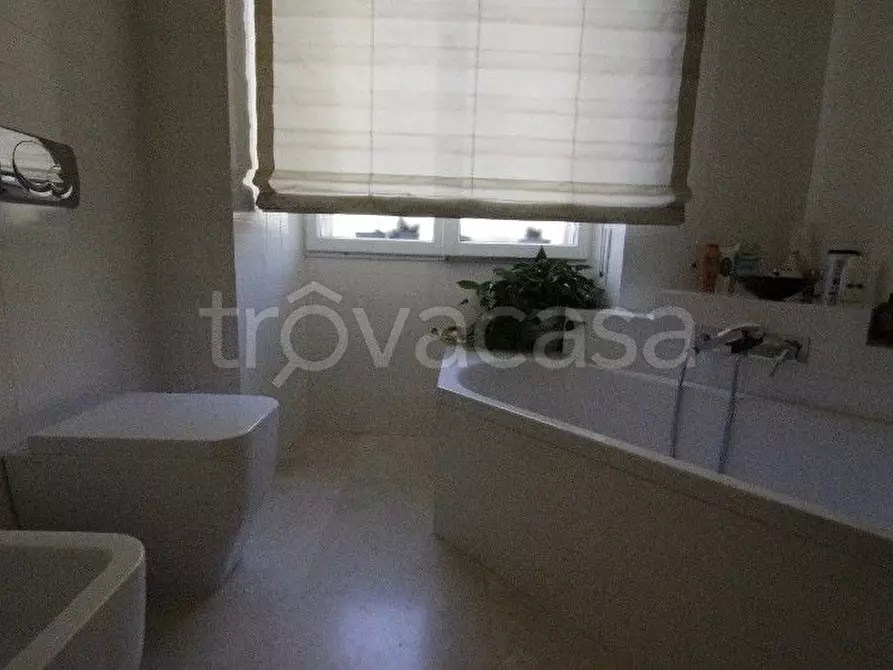 Immagine 22 di Appartamento in vendita  a La Spezia