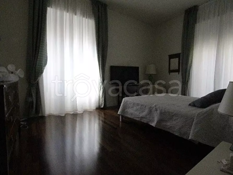 Immagine 16 di Appartamento in vendita  a La Spezia