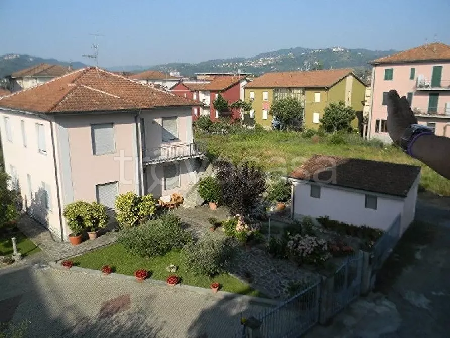 Immagine 16 di Appartamento in vendita  a Bolano