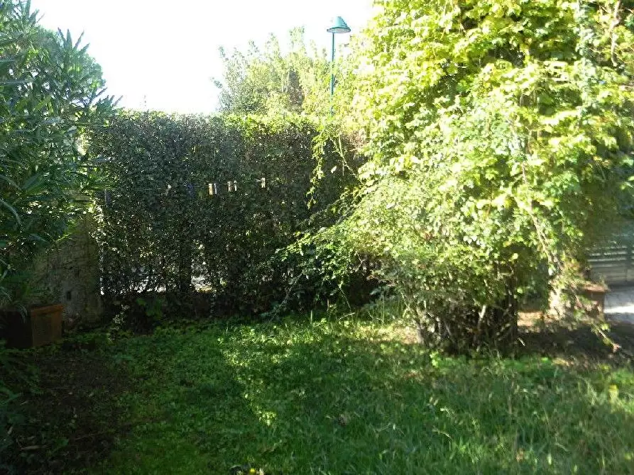 Immagine 19 di Villa in vendita  a Forte Dei Marmi