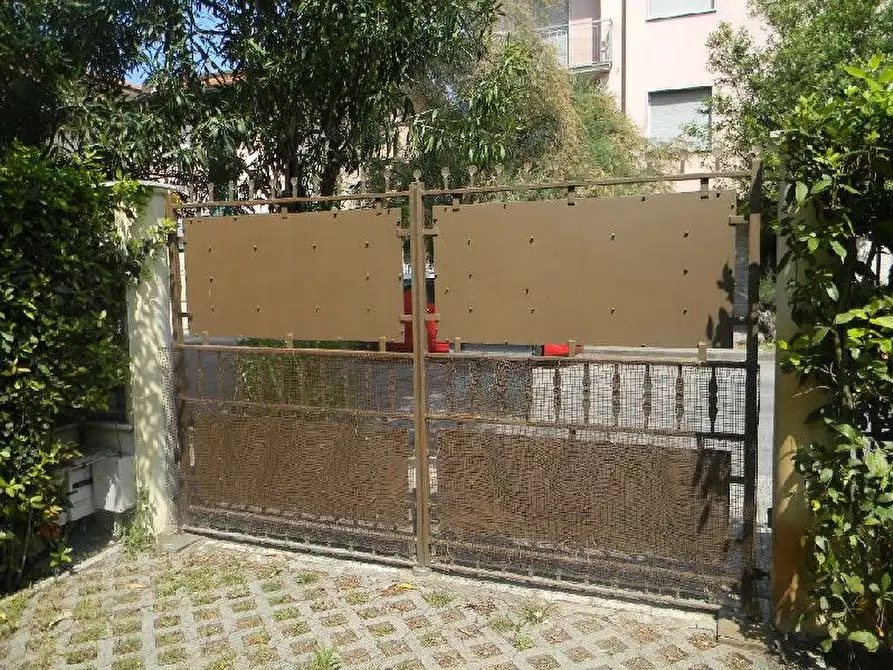 Immagine 6 di Casa semindipendente in vendita  a Camaiore