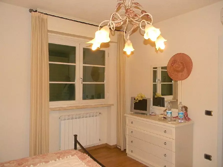 Immagine 4 di Casa semindipendente in vendita  a Camaiore