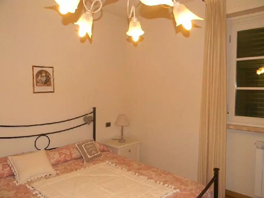 Immagine 14 di Casa semindipendente in vendita  a Camaiore