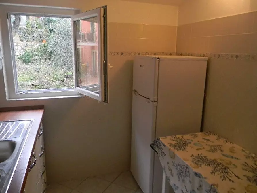 Immagine 8 di Appartamento in vendita  a La Spezia