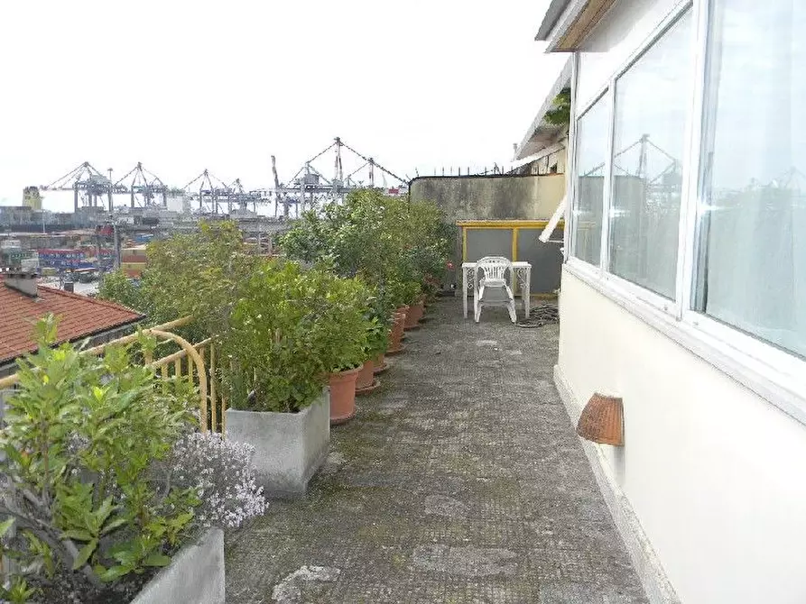 Immagine 22 di Mansarda in vendita  a La Spezia