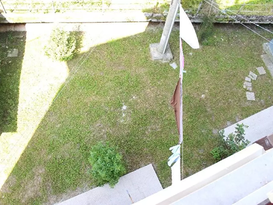 Immagine 11 di Appartamento in vendita  a La Spezia