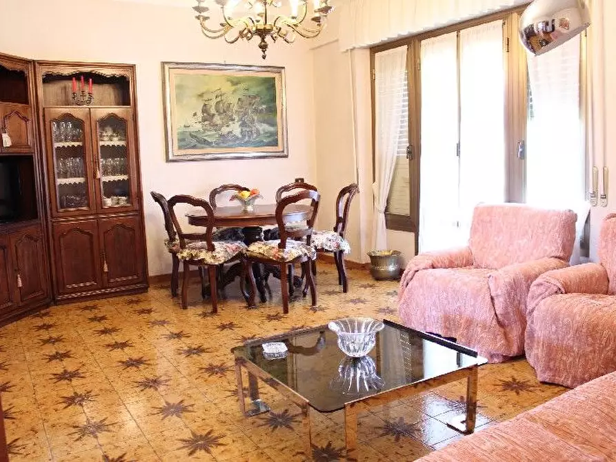 Immagine 12 di Appartamento in vendita  a La Spezia