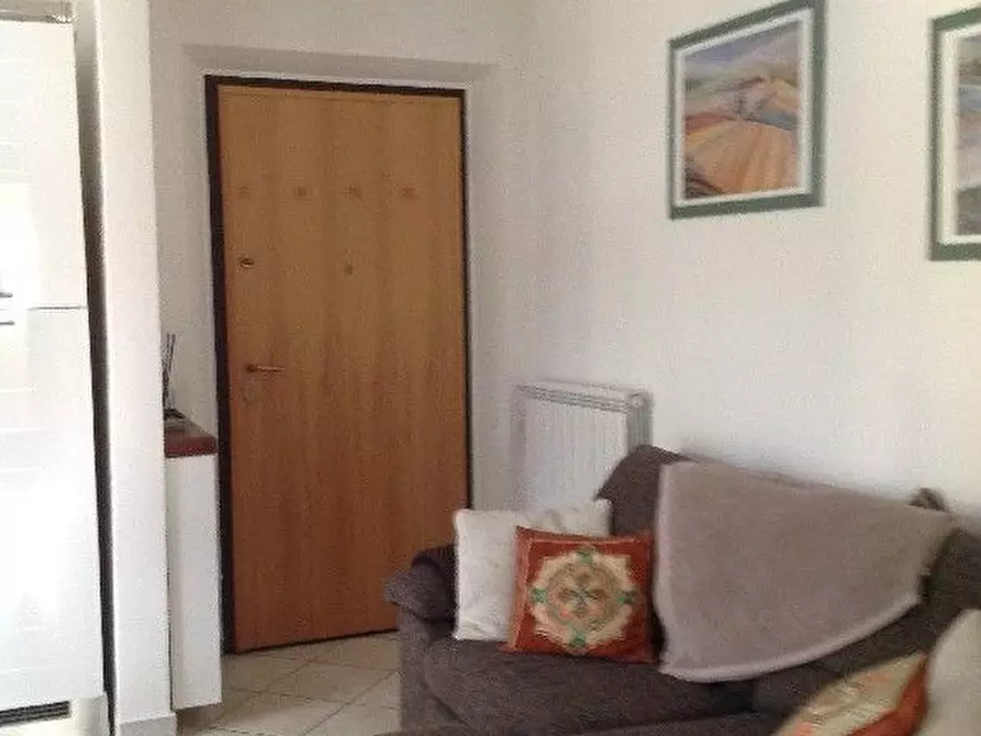 Immagine 10 di Villetta a schiera in vendita  a Carrara