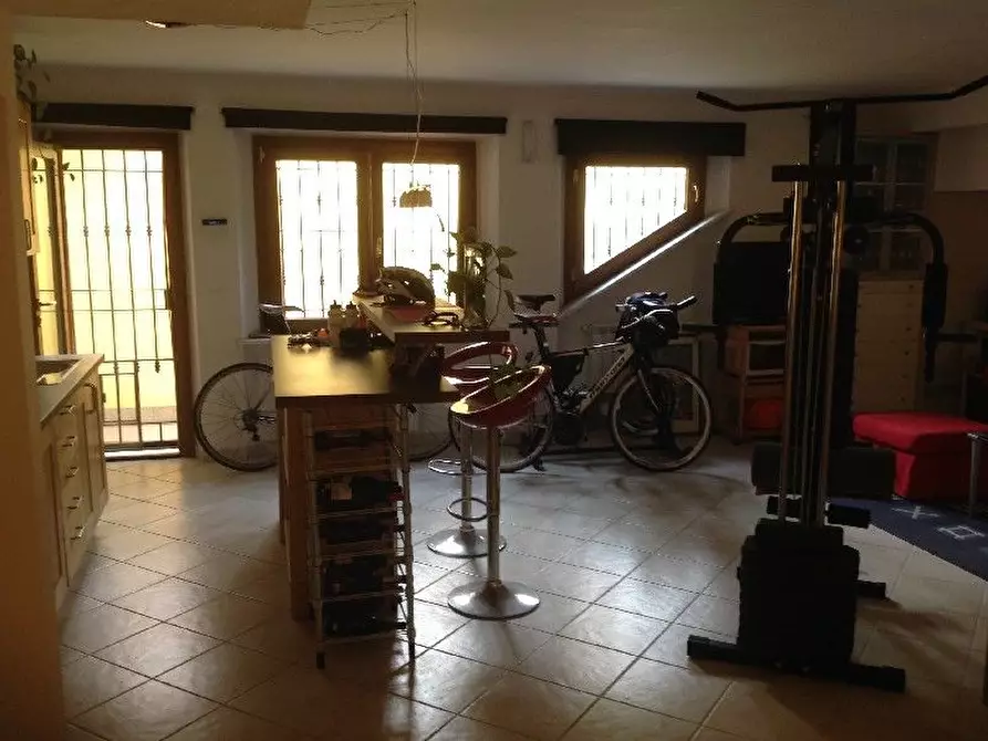 Immagine 7 di Villetta a schiera in vendita  a Carrara