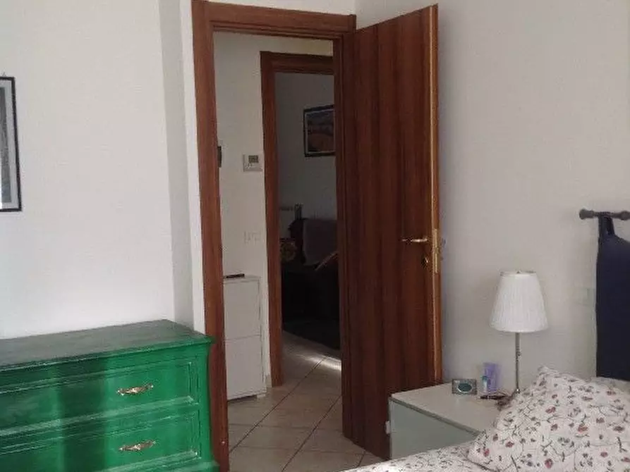 Immagine 15 di Villetta a schiera in vendita  a Carrara