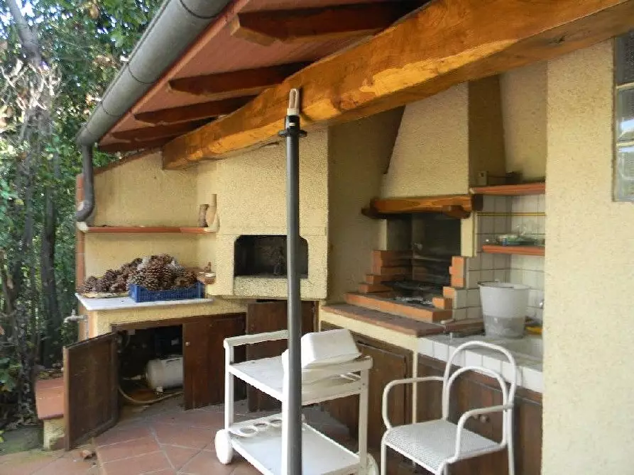 Immagine 16 di Villa in vendita  a Forte Dei Marmi