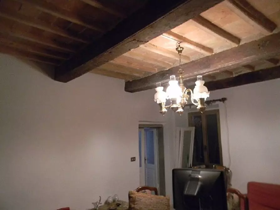 Immagine 41 di Appartamento in vendita  a Villafranca In Lunigiana