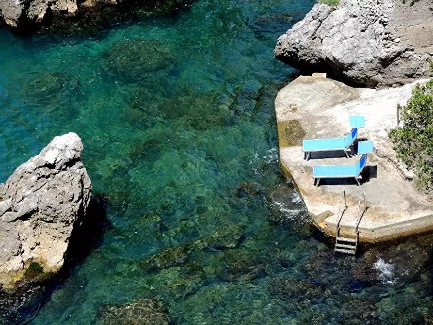 Immagine 17 di Villa in vendita  a Lerici