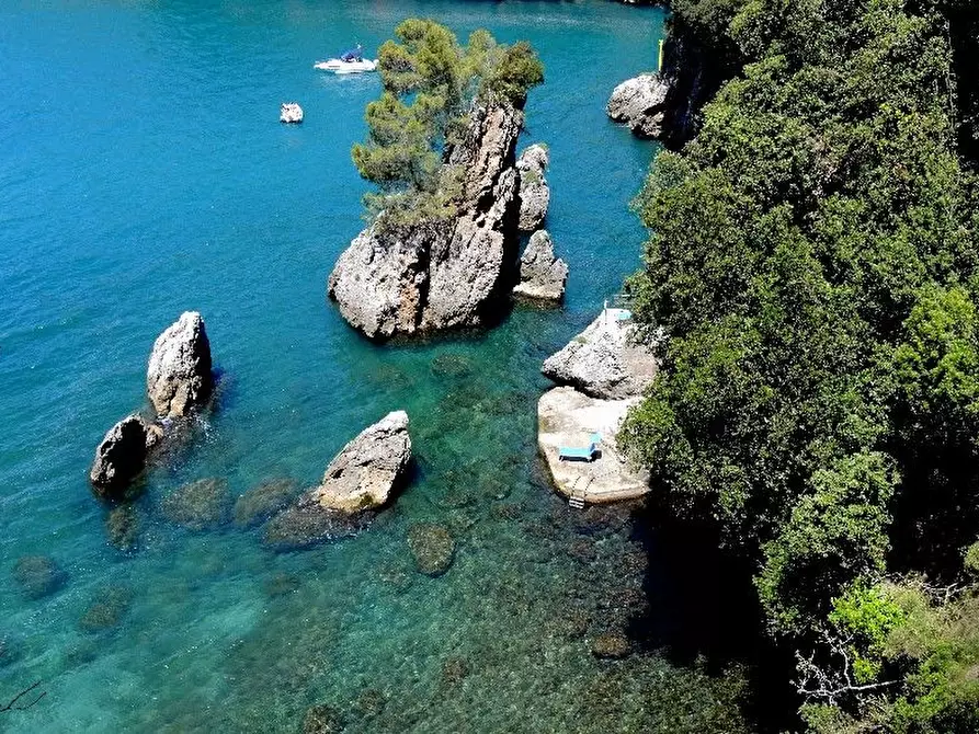 Immagine 32 di Villa in vendita  a Lerici