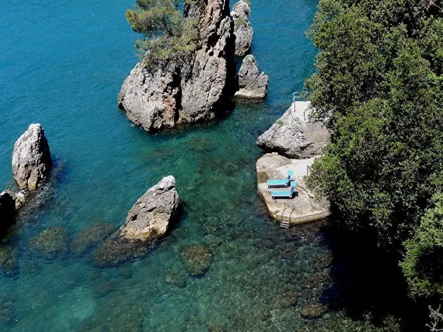 Immagine 80 di Villa in vendita  a Lerici