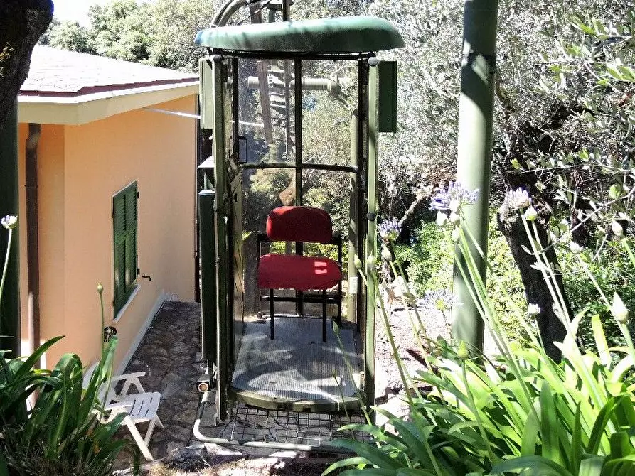 Immagine 35 di Villa in vendita  a Lerici