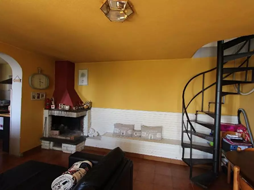 Immagine 3 di Casa indipendente in vendita  a Santo Stefano Di Magra