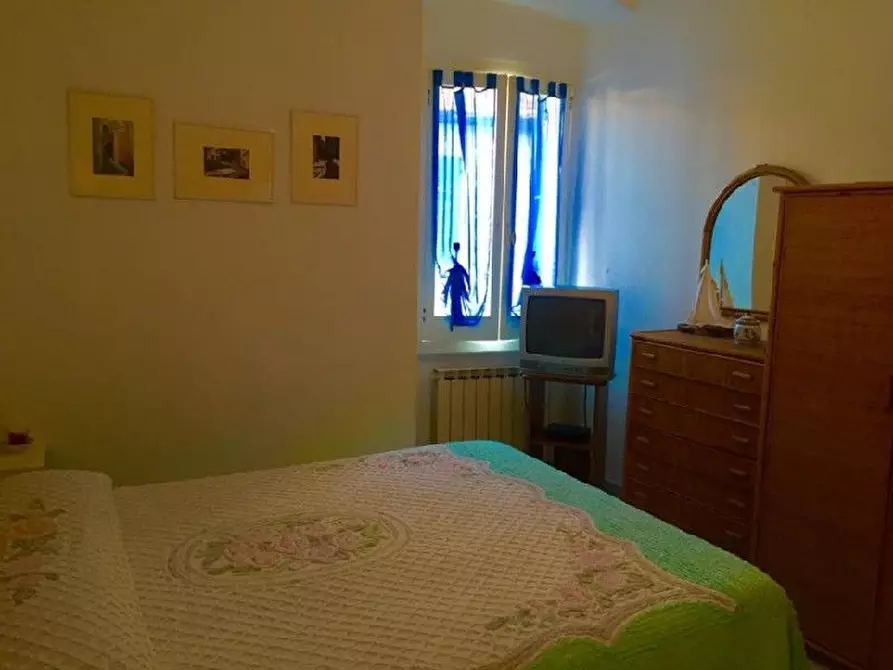 Immagine 10 di Appartamento in vendita  a Lerici