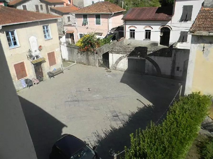 Immagine 8 di Appartamento in vendita  a Riccò Del Golfo Di Spezia