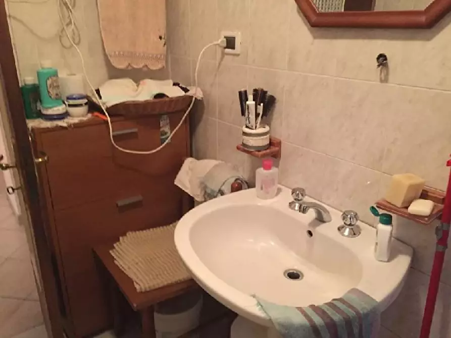 Immagine 2 di Appartamento in vendita  a Riccò Del Golfo Di Spezia