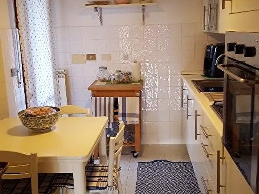 Immagine 6 di Appartamento in vendita  a Aulla