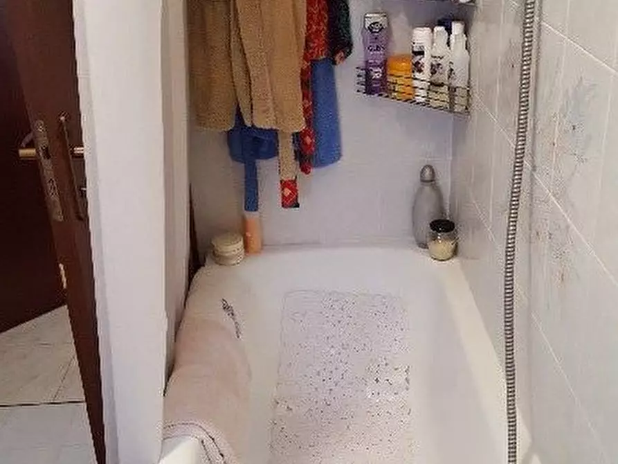 Immagine 13 di Appartamento in vendita  a Aulla