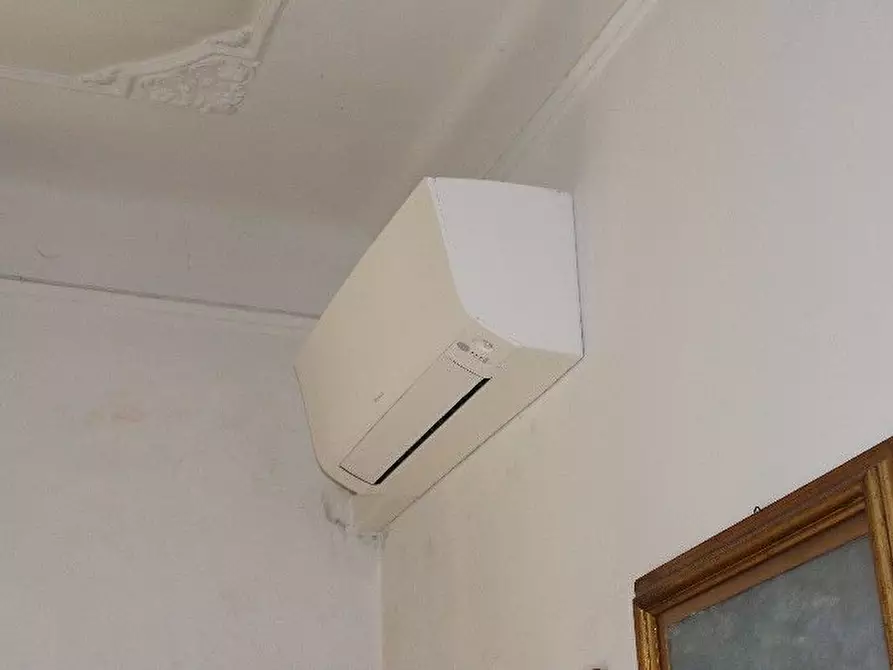 Immagine 23 di Appartamento in vendita  a La Spezia