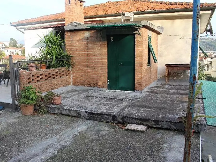 Immagine 13 di Appartamento in vendita  a La Spezia