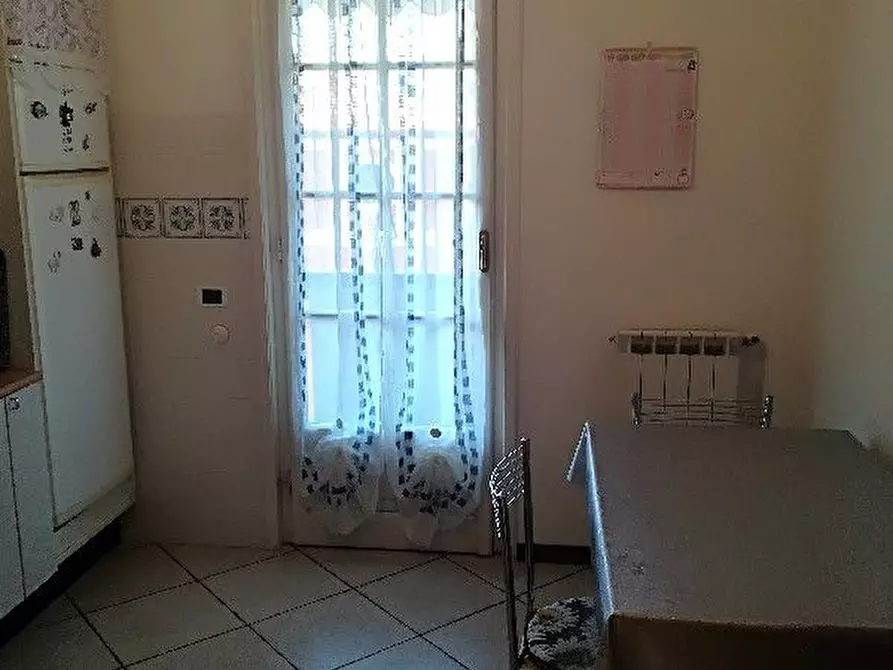 Immagine 16 di Appartamento in vendita  a Sarzana