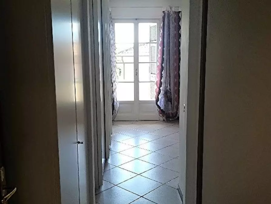 Immagine 3 di Appartamento in vendita  a Sarzana