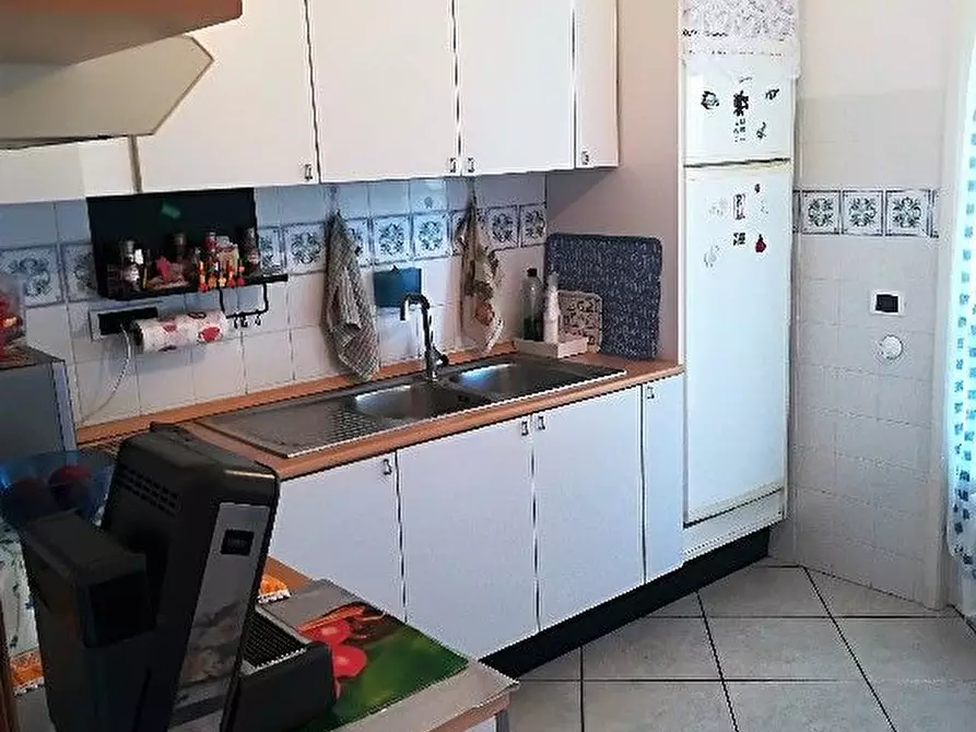 Immagine 4 di Appartamento in vendita  a Sarzana