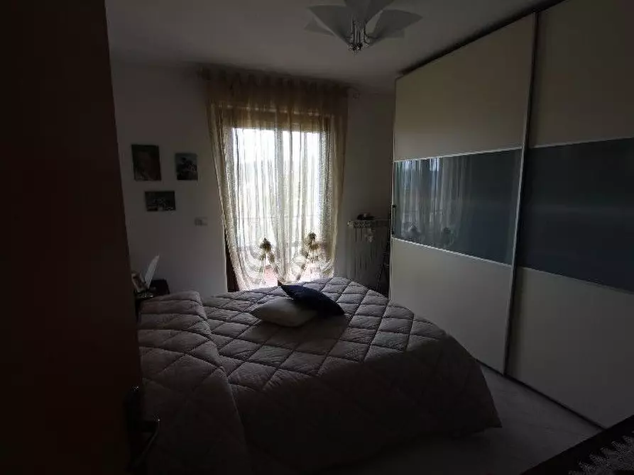 Immagine 21 di Appartamento in vendita  a Aulla