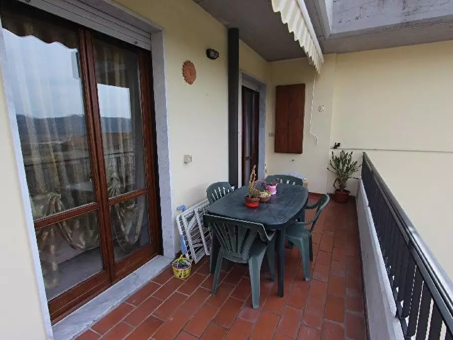 Immagine 5 di Appartamento in vendita  a Aulla