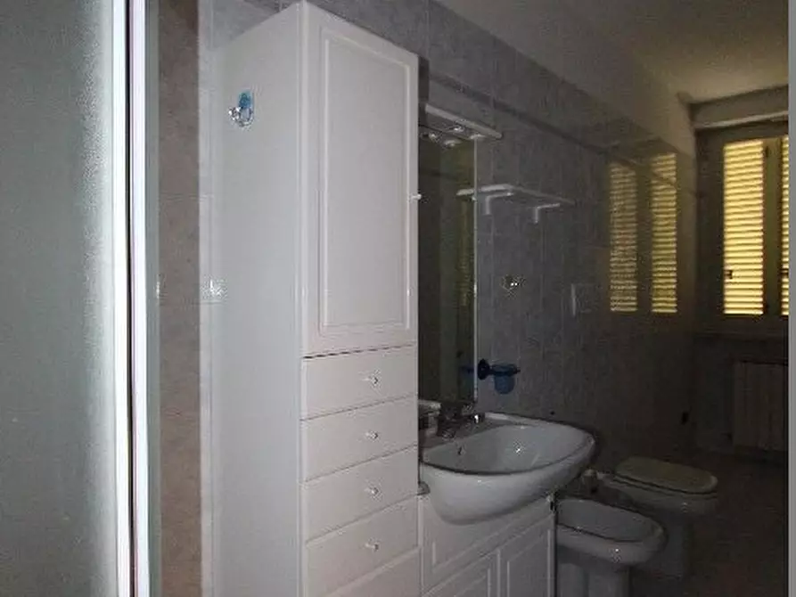 Immagine 7 di Villetta a schiera in vendita  a La Spezia