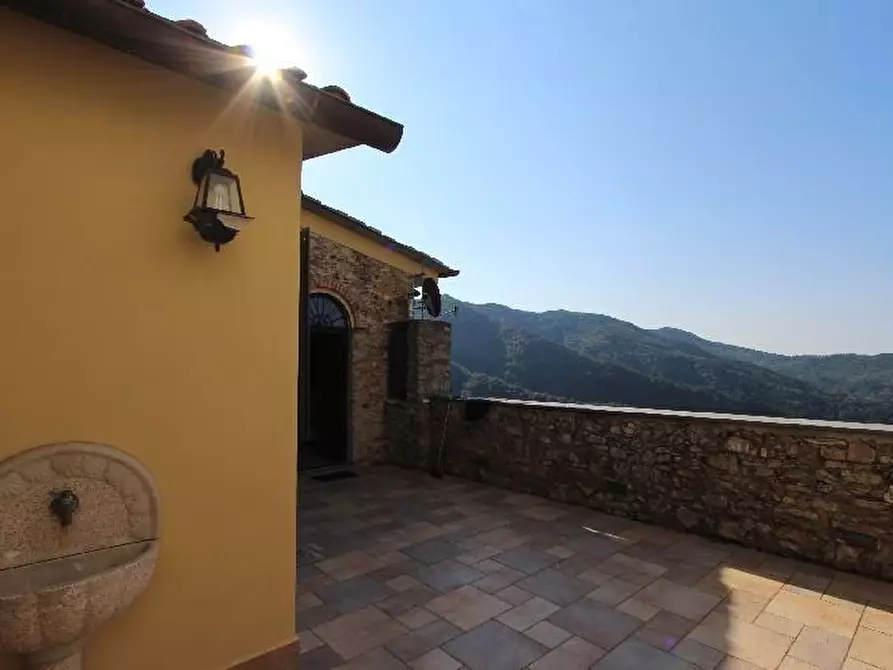 Immagine 8 di Appartamento in vendita  a Fosdinovo