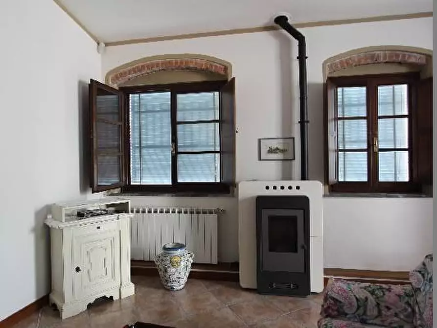 Immagine 3 di Appartamento in vendita  a Fosdinovo