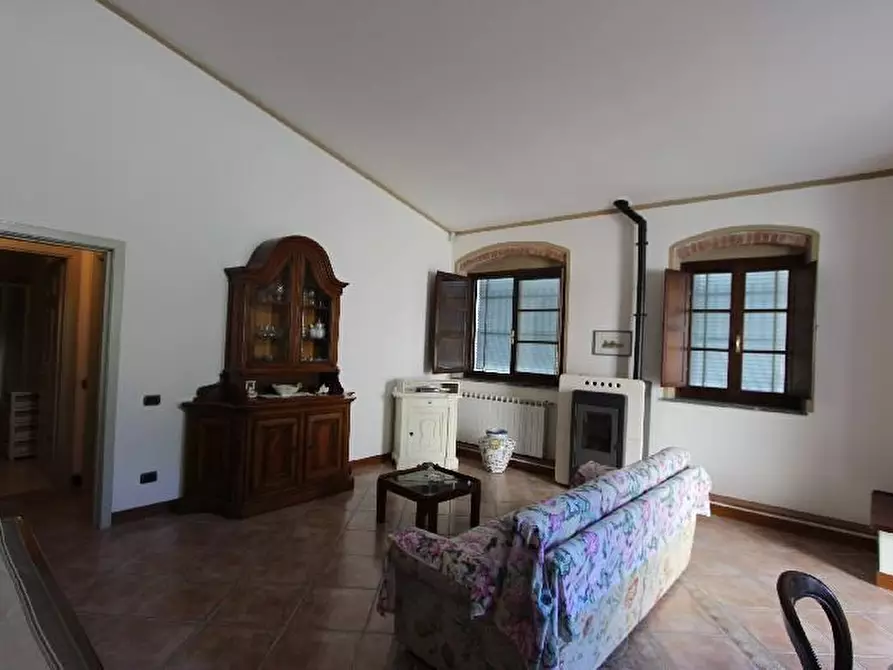 Immagine 11 di Appartamento in vendita  a Fosdinovo