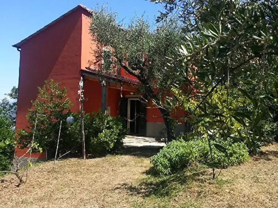 Immagine 14 di Casa indipendente in vendita  a La Spezia
