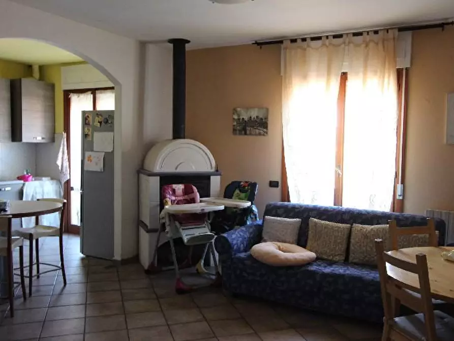 Immagine 5 di Appartamento in vendita  a Santo Stefano Di Magra