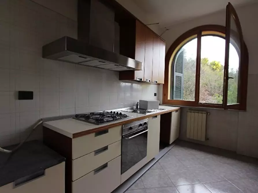 Immagine 5 di Appartamento in vendita  a La Spezia