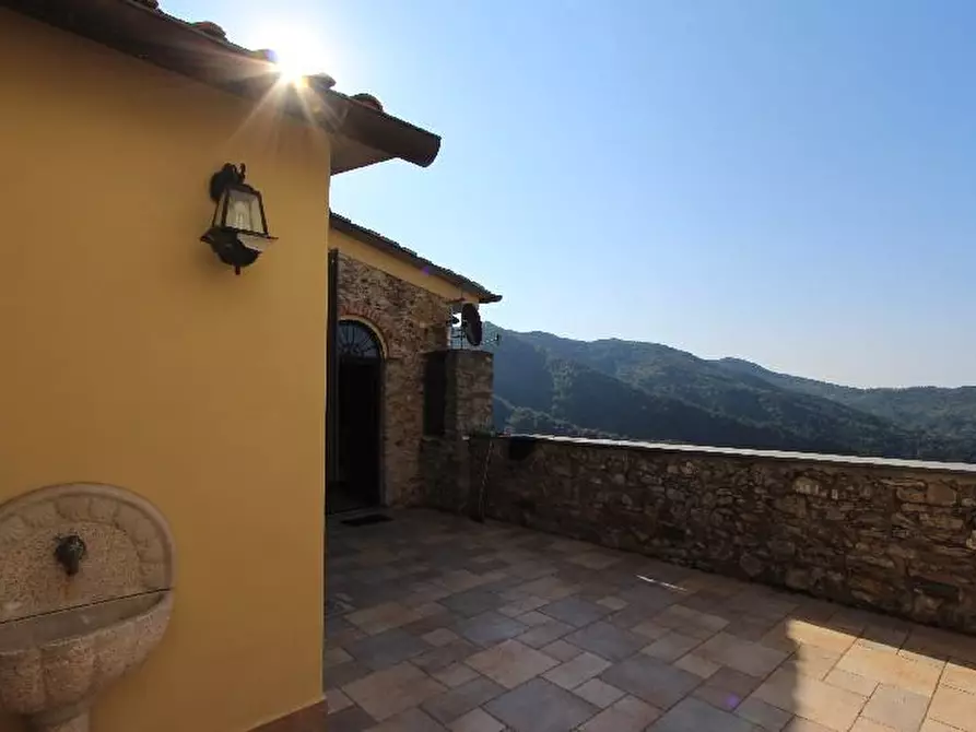 Immagine 6 di Appartamento in vendita  a Fosdinovo