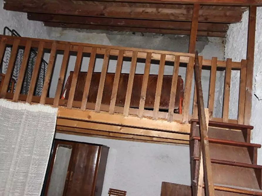 Immagine 5 di Rustico / casale in vendita  a La Spezia