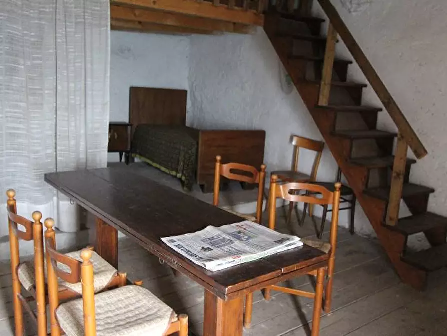 Immagine 4 di Rustico / casale in vendita  a La Spezia