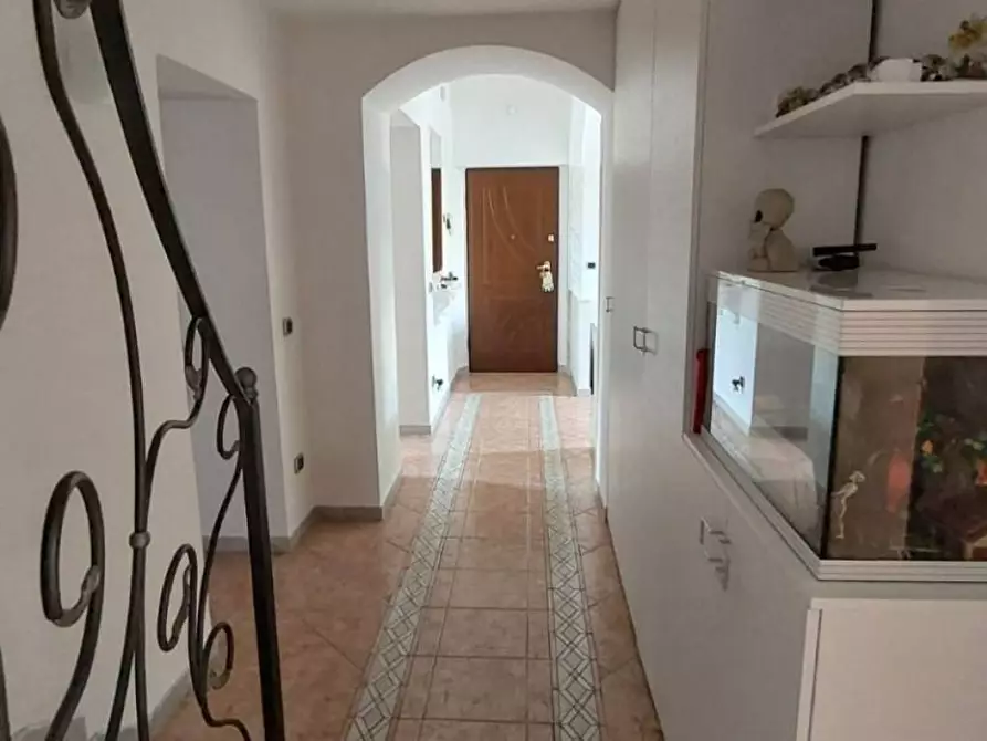 Immagine 12 di Appartamento in vendita  a Carrara