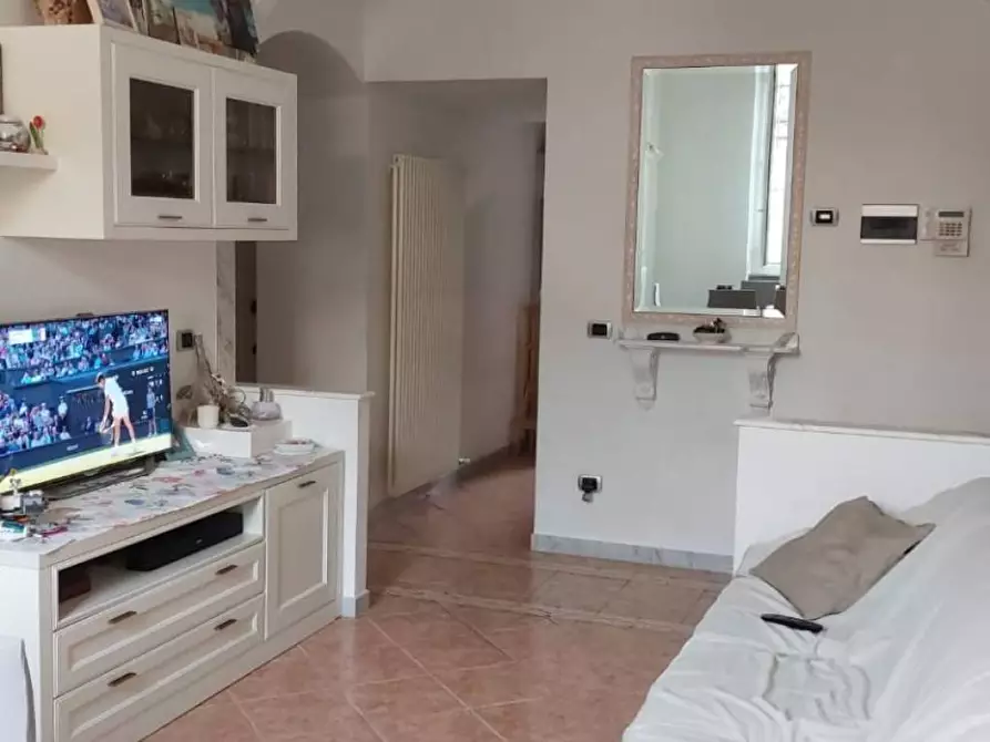 Immagine 10 di Appartamento in vendita  a Carrara