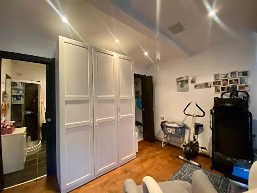 Immagine 27 di Casa bifamiliare in vendita  a Carrara