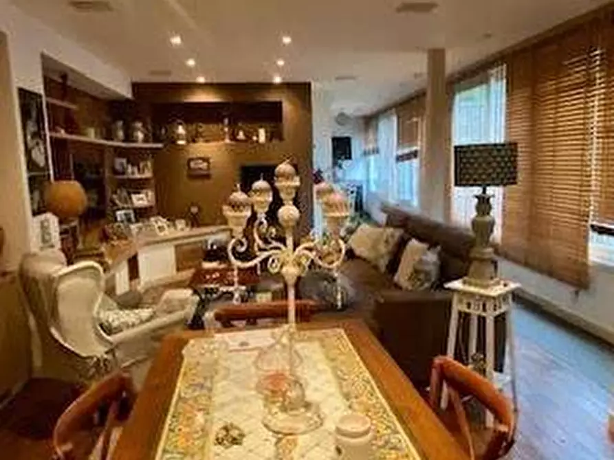 Immagine 39 di Casa bifamiliare in vendita  a Carrara