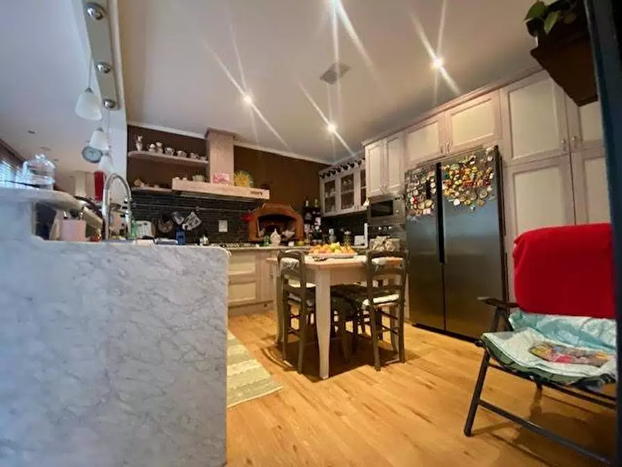 Immagine 23 di Casa bifamiliare in vendita  a Carrara